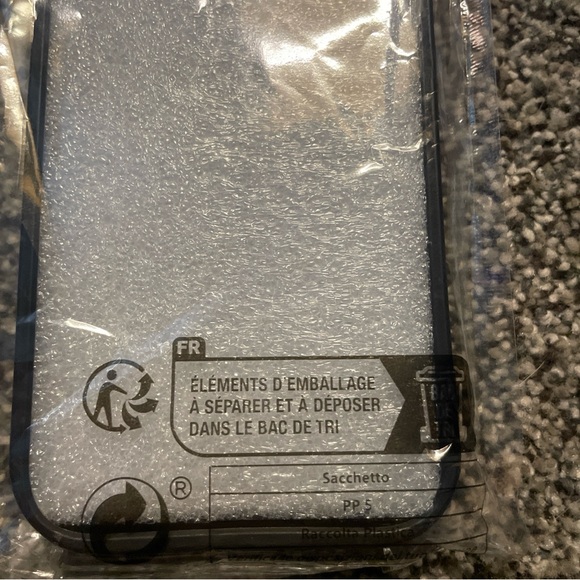 iPhone 15 Pro Soft Jelly Phone Case Scream Mask - Picture 4 of 6